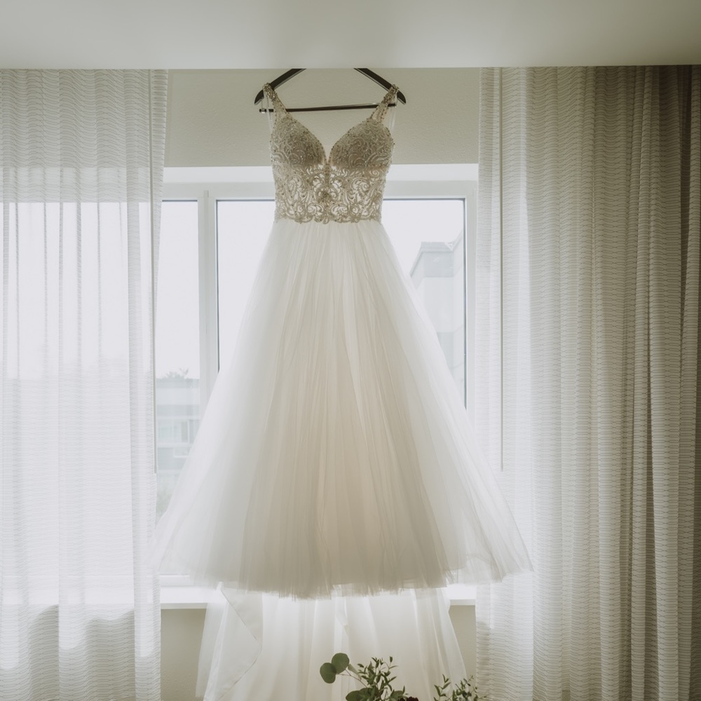 Essence of Australia Wedding Dress